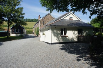 Riverton Lakes and Holiday Cottages